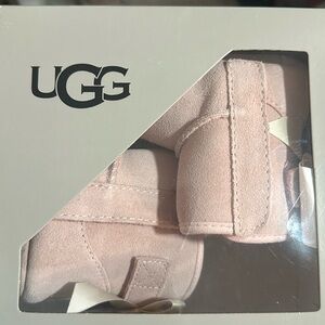 Uggs Jesse Bow Baby Size 2/3